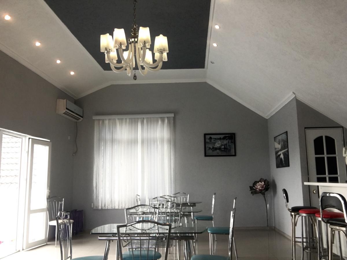 Emiliya Guest House Gagra Exterior foto